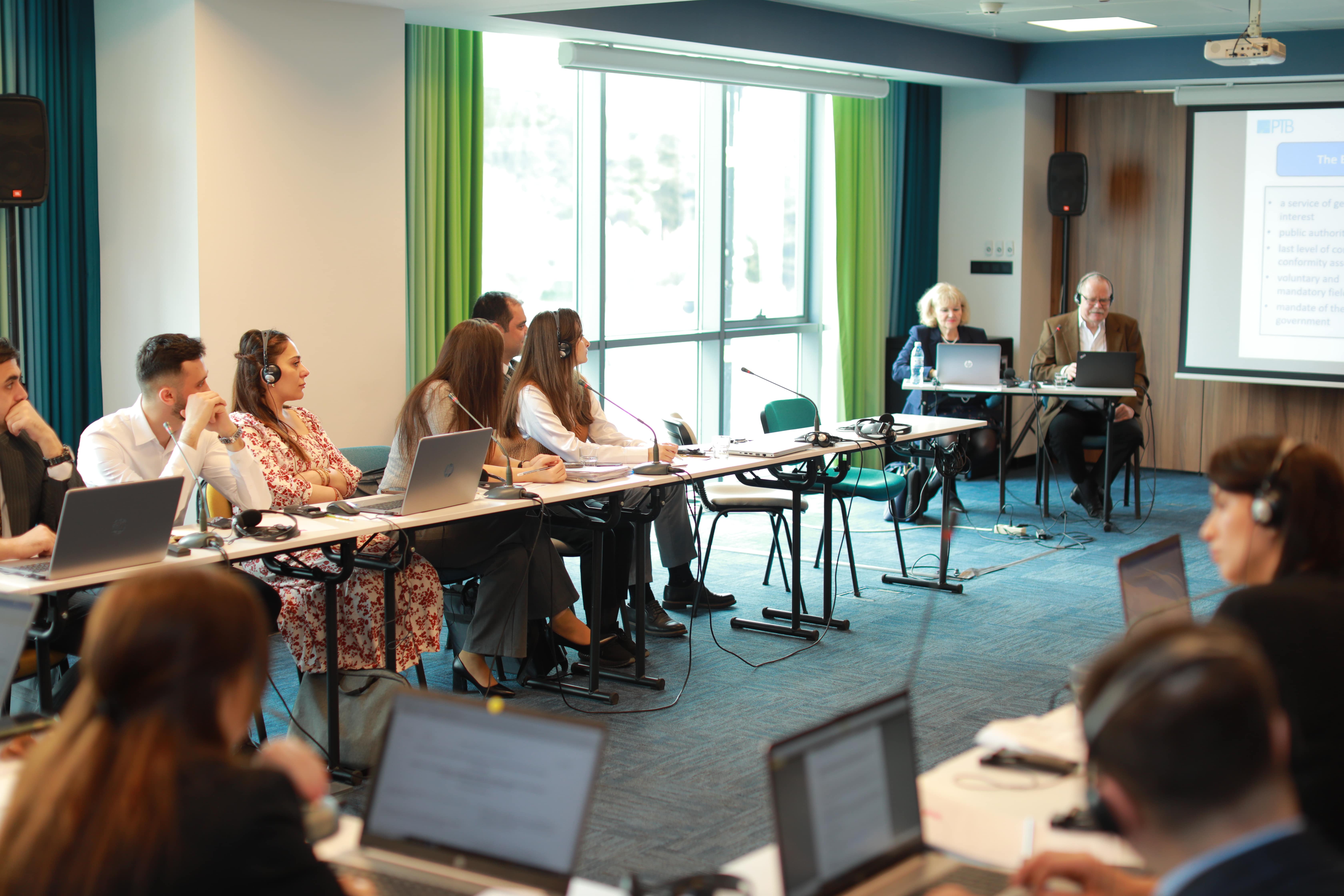 AzAK əməkdaşlarına Avropa Komissiyasının (EC) reqlamenti və ISO/IEC 17011:2017 standartı üzrə təlim keçirilib